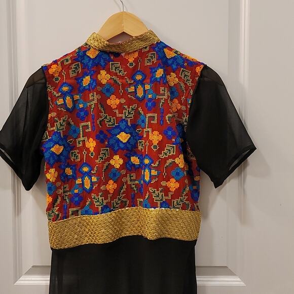 Sheer Overlay Top with floral stitching Half Zip Festival Attire - Picture 7 of 9